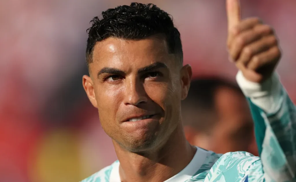 Ronaldo explica por que segue na seleção de Portugal: Ainda acredito que sou capaz de ajudar