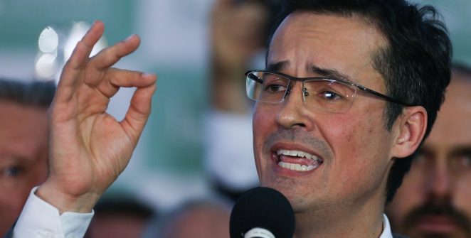 TSE suspende campanha de Deltan Dallagnol ao Senado e bloqueia fundo eleitoral