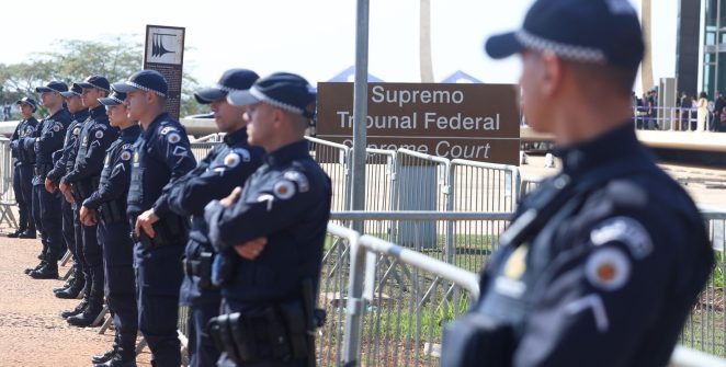 Dino questiona avocação de relatorias por Fachin e propõe julgamento conjunto sobre Banco Master em 23 de setembro