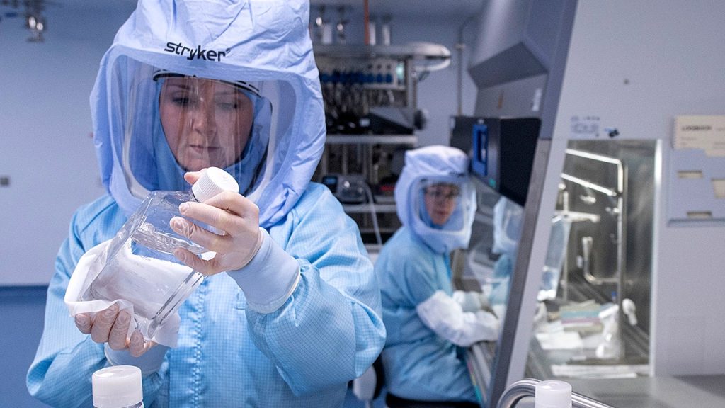 Trump fecha acordos de preços de medicamentos e mira controle de preços no exterior