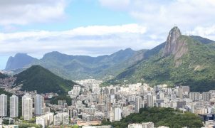 Evento gratuito no Rio reúne 15 mil jovens em busca de orientação profissional