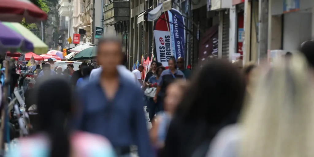 Candidaturas de autistas crescem cinco vezes e chegam a 70 nas eleições de 2026