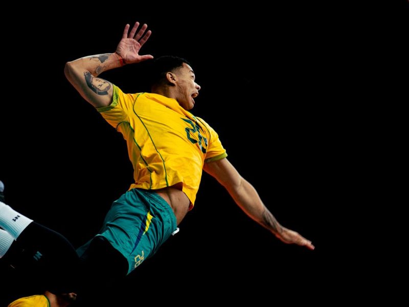 Brasil vence Colômbia por 3 a 0 e mantém invicto no Sul-Americano de vôlei