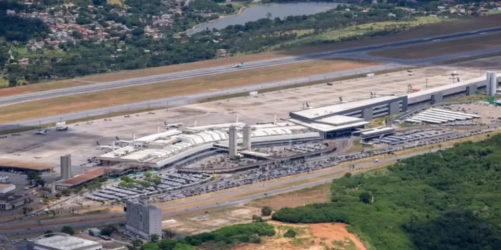 Confins retoma pousos e decolagens após interdição total da pista