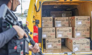 TSE conclui fase de lacração e distribuição das urnas para o primeiro turno