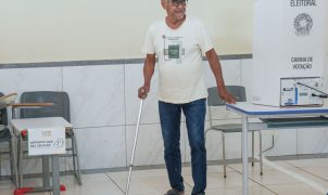Eleitores acima de 70 anos enfrentam limitações e reforçam comparecimento às urnas