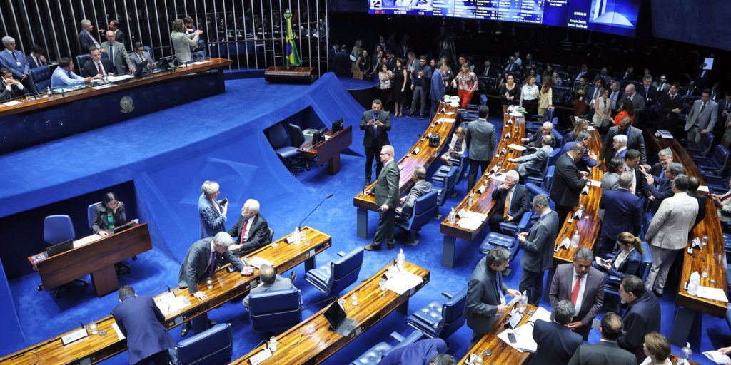 PL domina eleição ao Senado com 19 cadeiras e passa a ter maior bancada em 2027