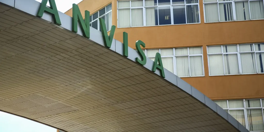 Anvisa reforça proibição da ashwagandha e cita caso grave de mulher no Reino Unido