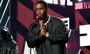 Sean Diddy Combs é levado de prisão em Nova Jersey a hospital após ferimento na cabeça