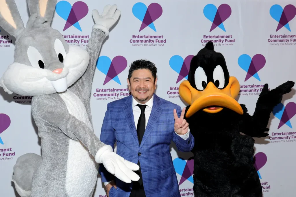 Morre Eric Bauza, voz de Bugs Bunny e Patolino, aos 46 anos