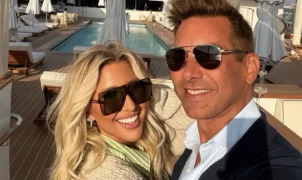 Savannah Chrisley e Jason Galanis se casaram em segredo nas Ilhas Cayman antes de anunciar noivado e gravidez