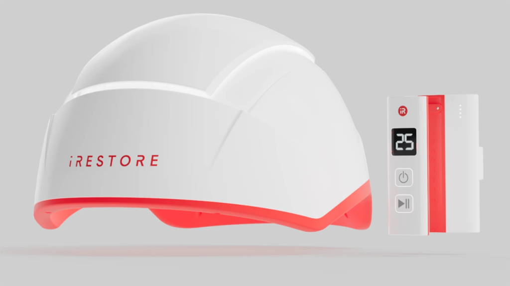 Boné de terapia luminosa da iRESTORE entra em promoção com desconto de US$ 600
