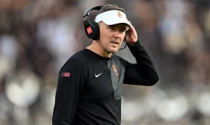 Lincoln Riley hot seat rumors get louder after 'Fire Lincoln' chants during USC-Washington