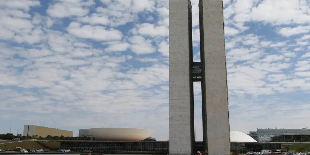Professor aponta que avanço conservador deve redesenhar agenda do Congresso a partir de 2027