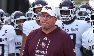 Mike Elko calls out Texas A&M fans on community message board as Aggies continue to spiral after another loss