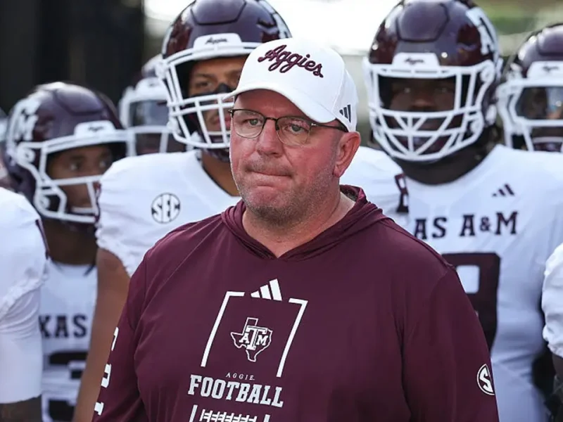 Mike Elko calls out Texas A&M fans on community message board as Aggies continue to spiral after another loss
