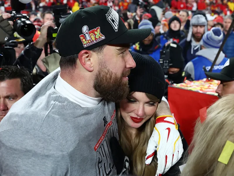 NFL legend Emmitt Smith defends Taylor Swift as her presence at games draws ire of football fans