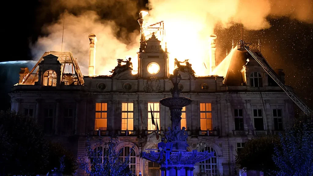 Cobertura das redes dos EUA sobre protestos na França vira alvo de críticas