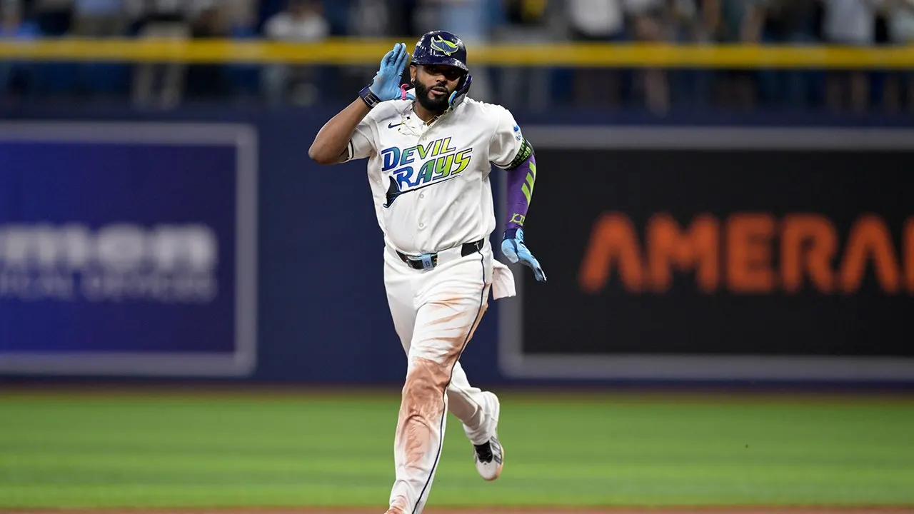 Série Mundial: Rays buscam empate com Rasmussen; Brewers querem abrir 2 a 0