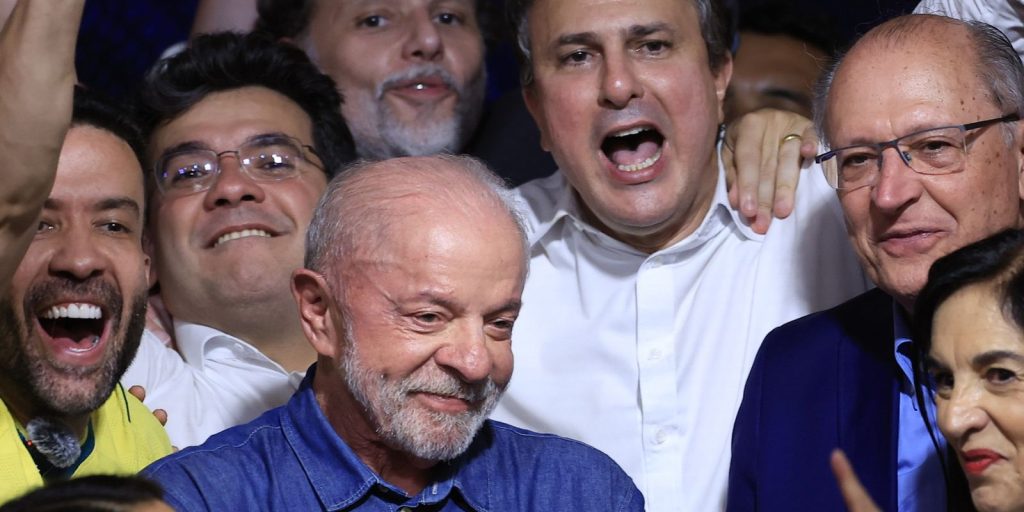 Líderes latino-americanos parabenizam Lula pela reeleição e defendem integração regional