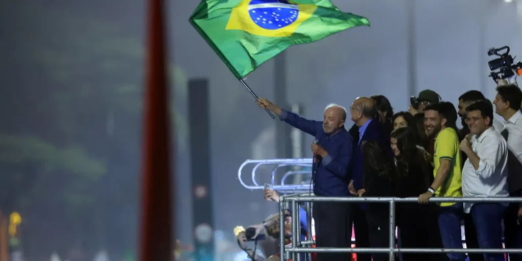 Lula recebe felicitações de líderes de Europa, Ásia e América Latina após reeleição