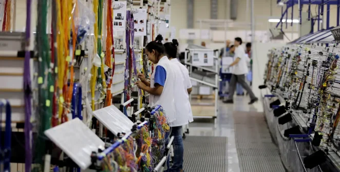 Indústria de transformação tem segunda queda seguida no faturamento e reduz uso da capacidade instalada