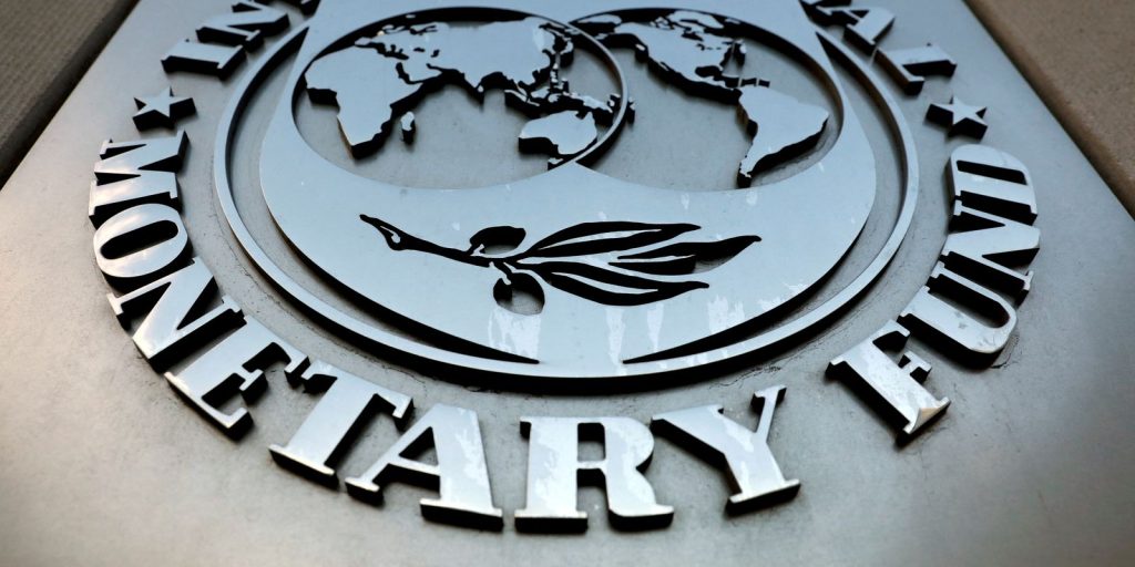 FMI projeta PIB brasileiro em 2,2% em 2026, acima das estimativas do governo e do mercado