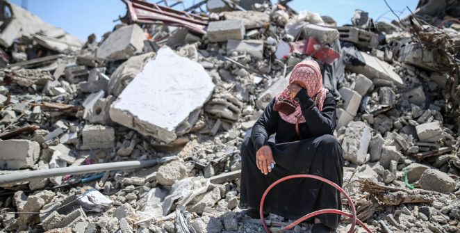 Ajuda humanitária em Gaza encolhe e impasse sobre desarmamento do Hamas trava plano de paz