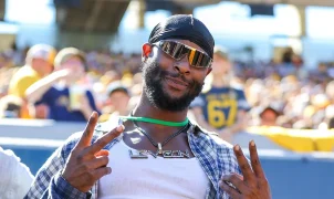 Le'Veon Bell accuses Pittsburgh Steelers of racial bias in comparing treatment of Black and White draftees