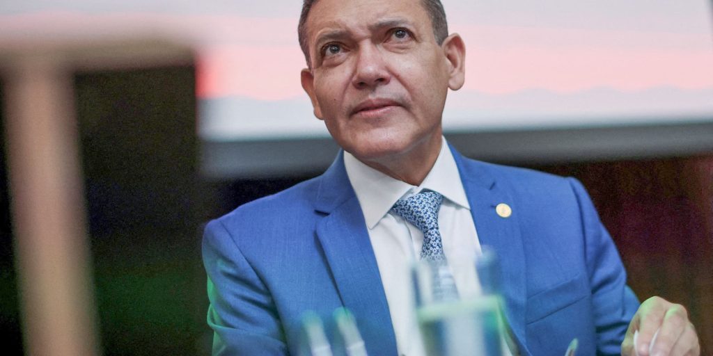 TSE registra votação tranquila e descarta interferência externa nas eleições