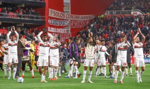 Flamengo não finaliza no gol, empata com Estudiantes e decide vaga no Maracanã