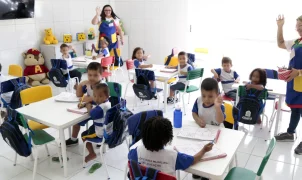 Escolas têm até 31 de outubro para escolher livros da educação infantil no PNLD