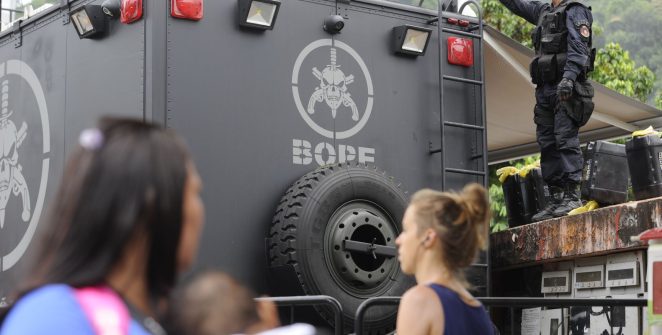 Subtenente do Bope morre em tiroteio com PMs de Jacarepaguá na Gardênia Azul