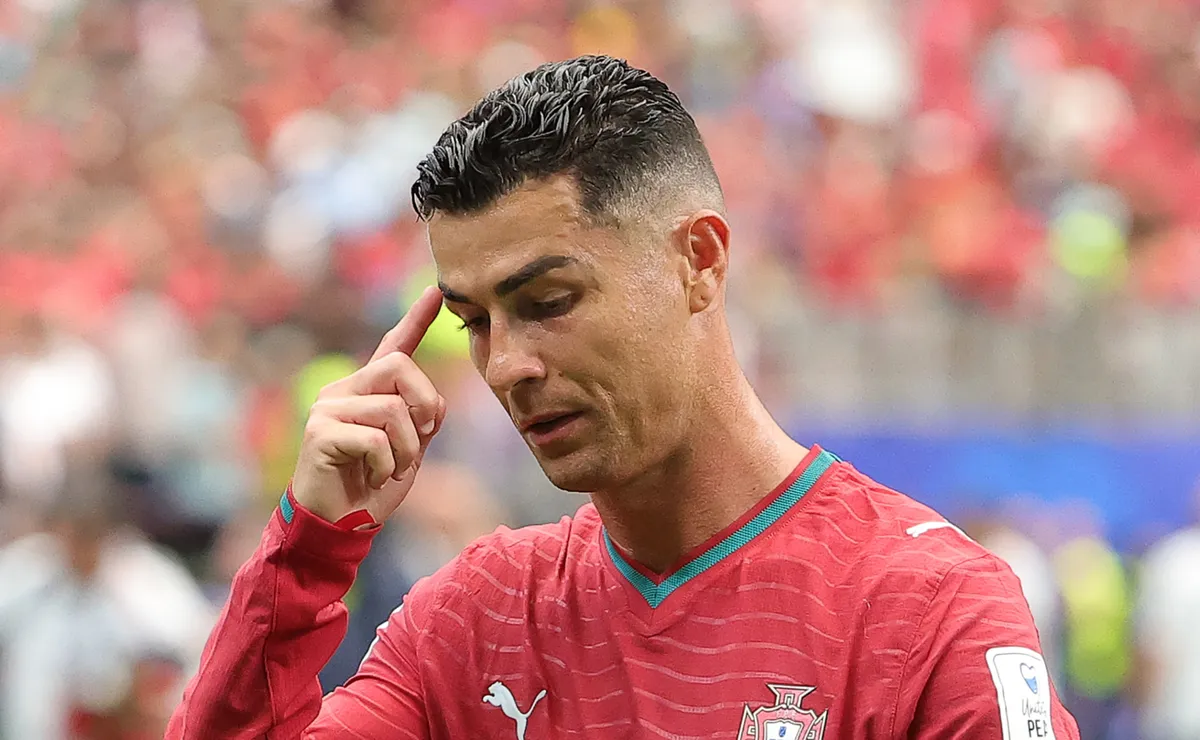 Saída de Cristiano Ronaldo ameaça receita da federação portuguesa e pressiona por trégua