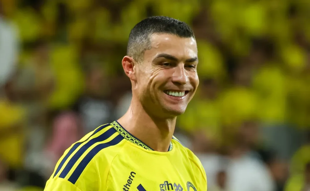 Postecoglou confirma Ronaldo em boa forma física e mental antes de Al Nassr x Neftchi Fergana