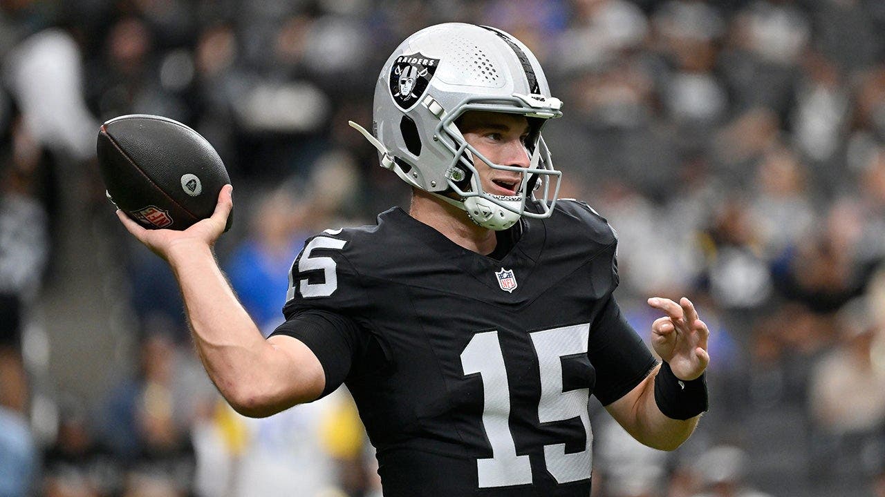 Raiders coach keeping Kirk Cousins as starting QB despite 4-game losing streak, Fernando Mendoza waiting
