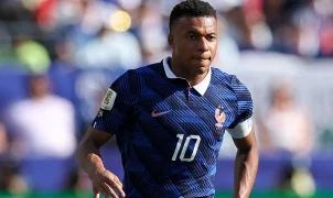Mbappé desfalca França contra a Itália em jogo que marca estreia de Zidane no Stade de France