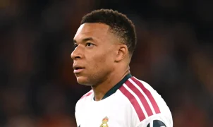 Real Madrid vira sobre a Roma com três gols em 7 minutos e bate recorde na Champions