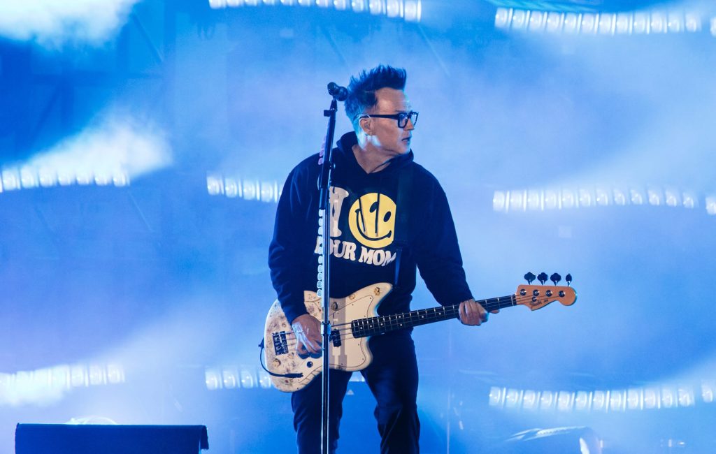 Blink-182 faz show privado em Coachella Valley com setlist de oito músicas