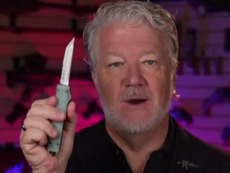 Second Amendment rulings on switchblade knives fuel AR-15 gun case