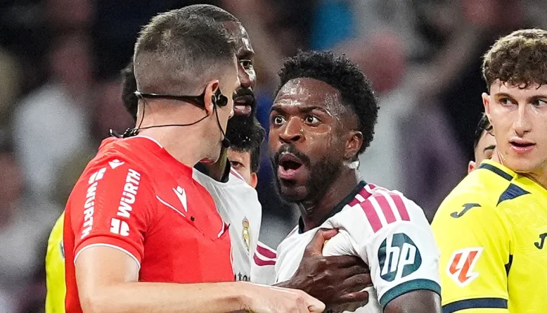 Relatório do árbitro agrava situação de Vinicius Jr. e pode tirá-lo do El Clasico
