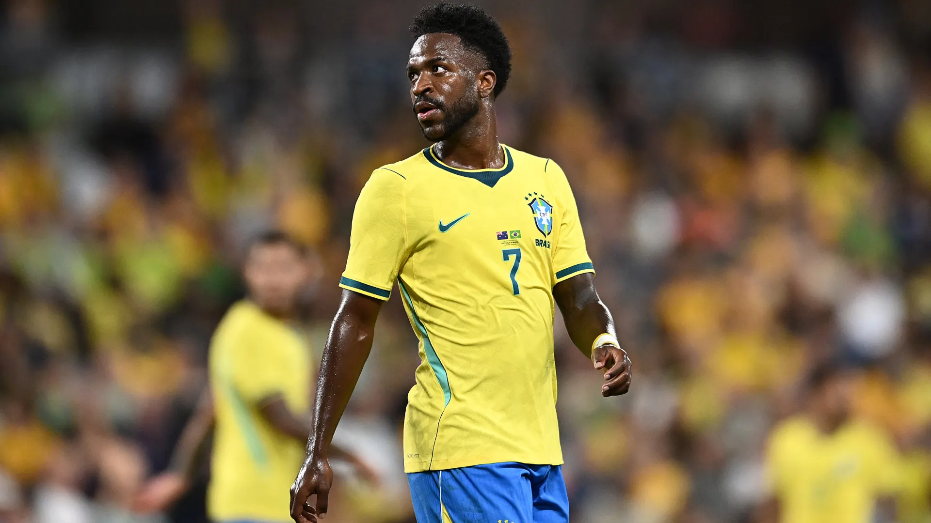 Vinicius Junior tem valor de mercado reduzido a €130 milhões, menor patamar em quase quatro anos