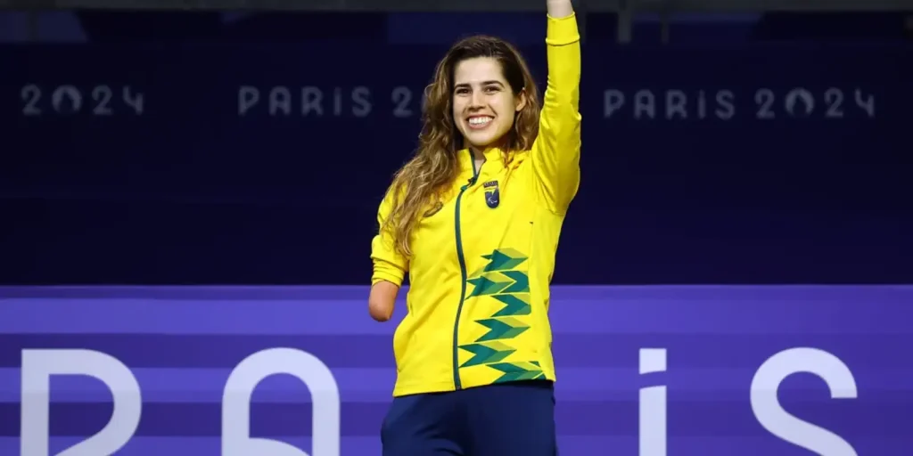 Brasil lidera quadro de medalhas no Grand Prix de parataekwondo em Paris com seis pódios