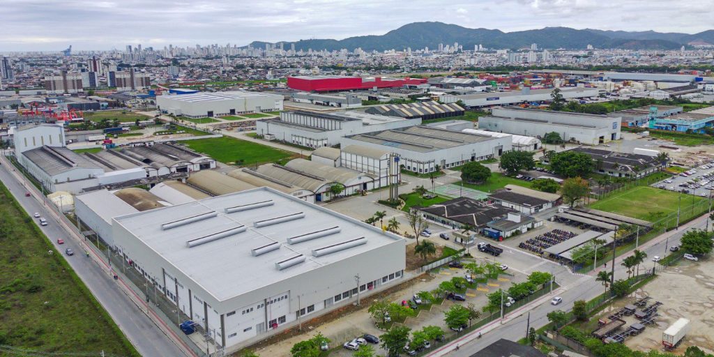 CNI: juros elevados ainda são o maior entrave ao crédito na indústria