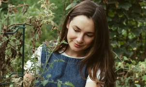 Creator Carmen Perr shares tips for picking produce and cooking with herbs