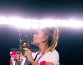 Carol Gil é chamada por Arthur Elias após título do Brasileirão e reforça seleção contra Argentina