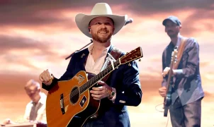 Cody Johnson refused to ditch cowboy hat for Nashville executives