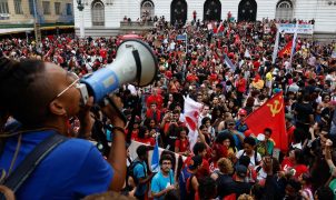 UNE convoca atos em 13 estados e no DF em apoio a Lula no segundo turno
