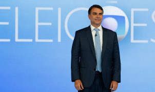 Flávio Bolsonaro diz acreditar em inocência de PM acusado de matar Ana Clara