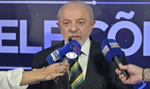 Lula põe sigilos à disposição do TSE e condiciona abertura à de Flávio Bolsonaro